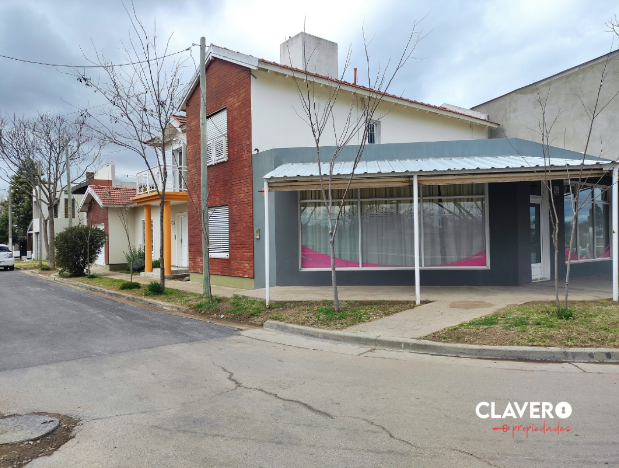 Casa - Zitarrosa y Circunvalacion Ing Marzo, B° Villa Santillan Oeste, Santa Rosa.