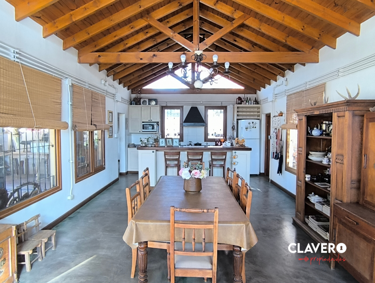 Casaquinta en Lebenson 3585 - Santa Rosa, La Pampa